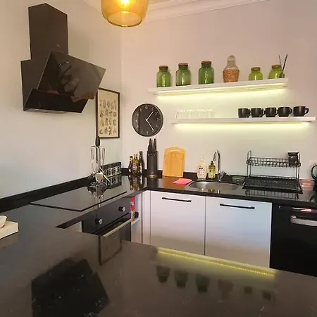 Brand New Luxuries 3-bedrooms In The Center اسطنبول