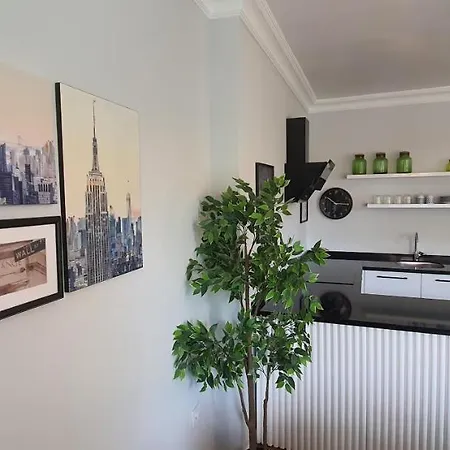 Brand New Luxuries 3-bedrooms In The Center * اسطنبول