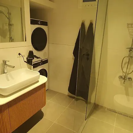 Brand New Luxuries 3-bedrooms In The Center اسطنبول